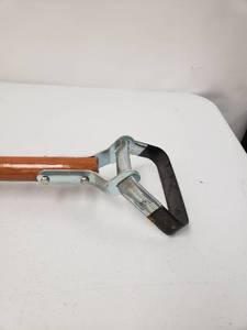 lot 967144 image: Husky 54 Inch Wood Handle Action Hoe with Grip
