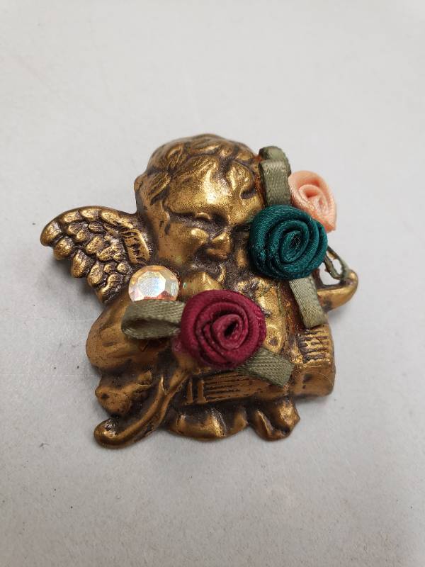 lot 967117 image: 2 Inch Gold Angel with Fabric Rose Fashion PinBrooch