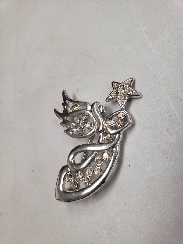lot 967119 image: 2 Inch Silver and Rhinestone Angel and Star Fashion PinBrooch