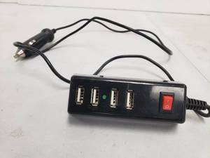lot 6862 image: 4 USB Charger Car Adapter