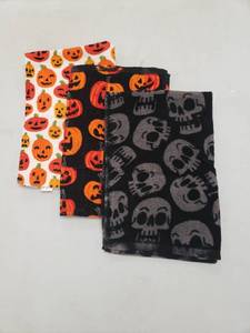 lot 6893 image: Halloween Dish Towel - Set of 3 - Jack O Lanterns and Skulls