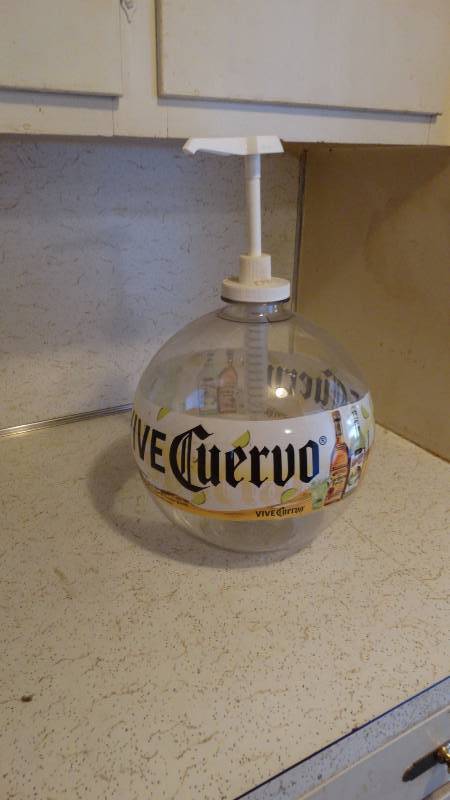 lot 273 image: Cuervo Margarita Pump.