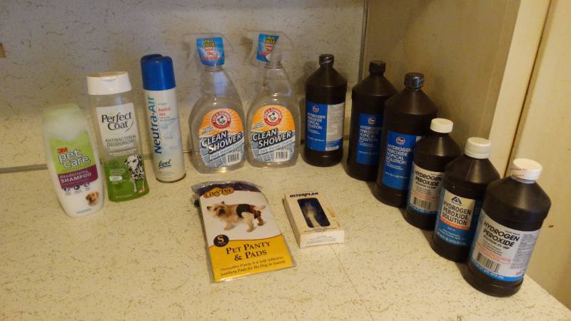 lot 310 image: Hydrogen Peroxide - Clean Shower - pet care and more