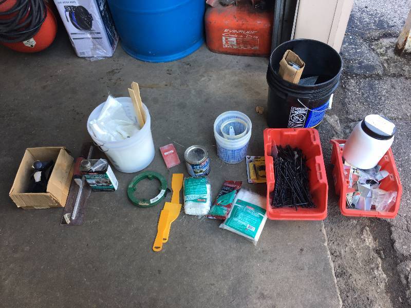 lot 22 image: FIBERGLASS REPAIR AND HARDWARE LOT
