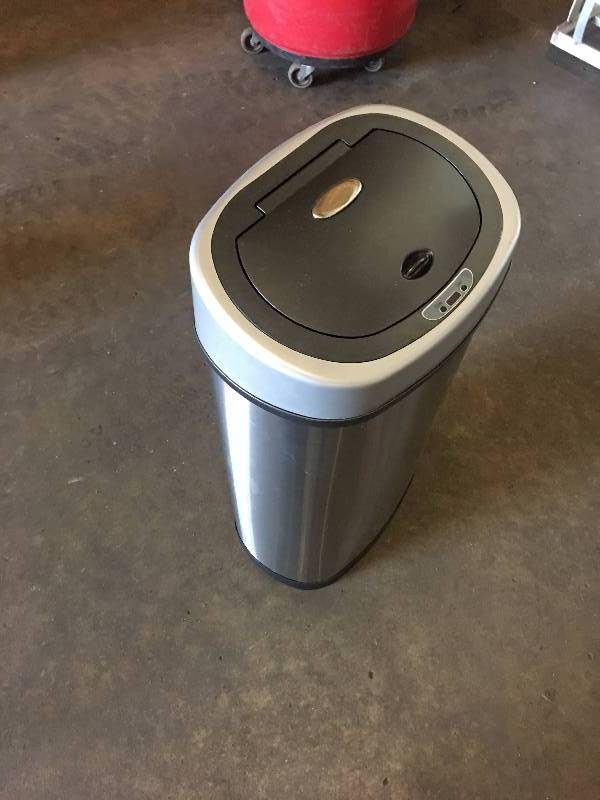 lot 48 image: MOTION OPERATED TRASH CAN