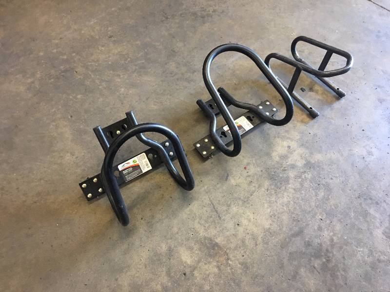 lot 86 image: 3 MOTORCYCLE WHEEL CHOCKS