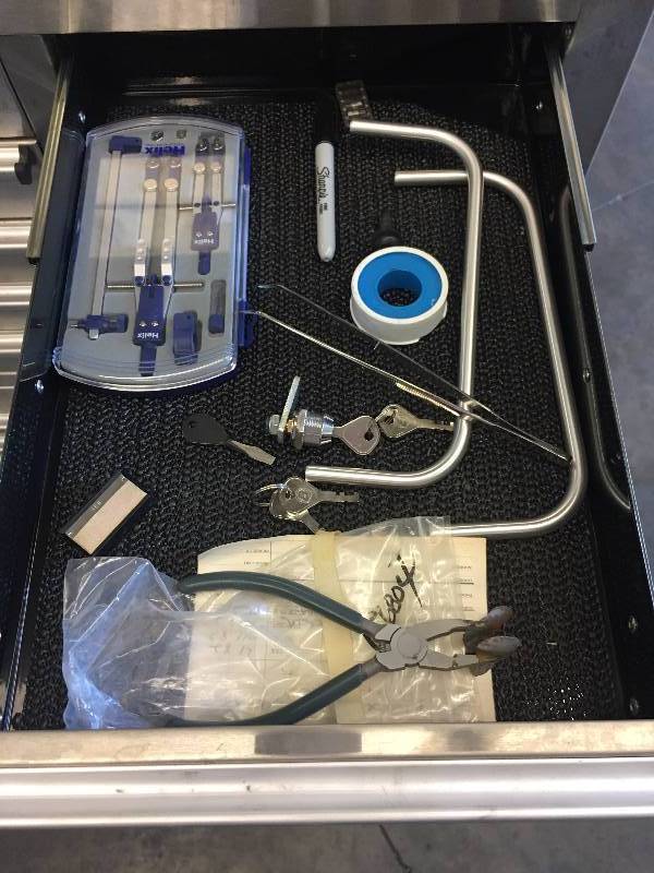 lot 73 image: HELIX CALIPER SET AND MISC.