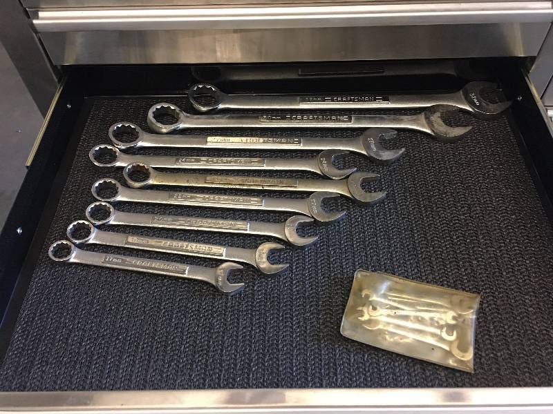 lot 68 image: LOT OF CRAFTSMAN WRENCHES