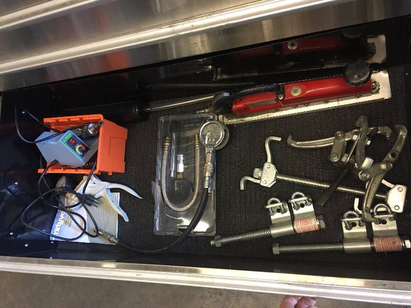 lot 60 image: PULLERS, PNEUMATIC SANDER, SOLDERING IRON AND MISC.