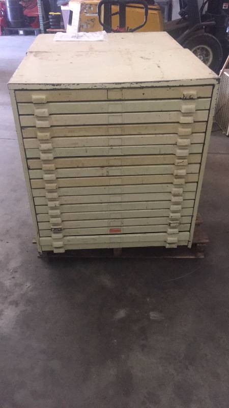 lot 57 image: HEAVY BUILT MACHINIST CABINET