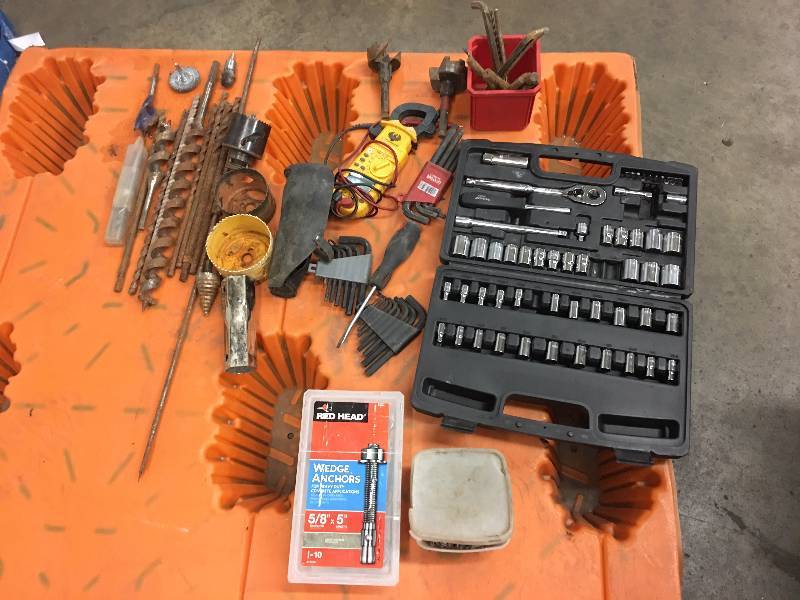 lot 91 image: SOCKET SET, VOLTAGE TESTER, ALLEN WRENCHES AND MISC. TOOLS
