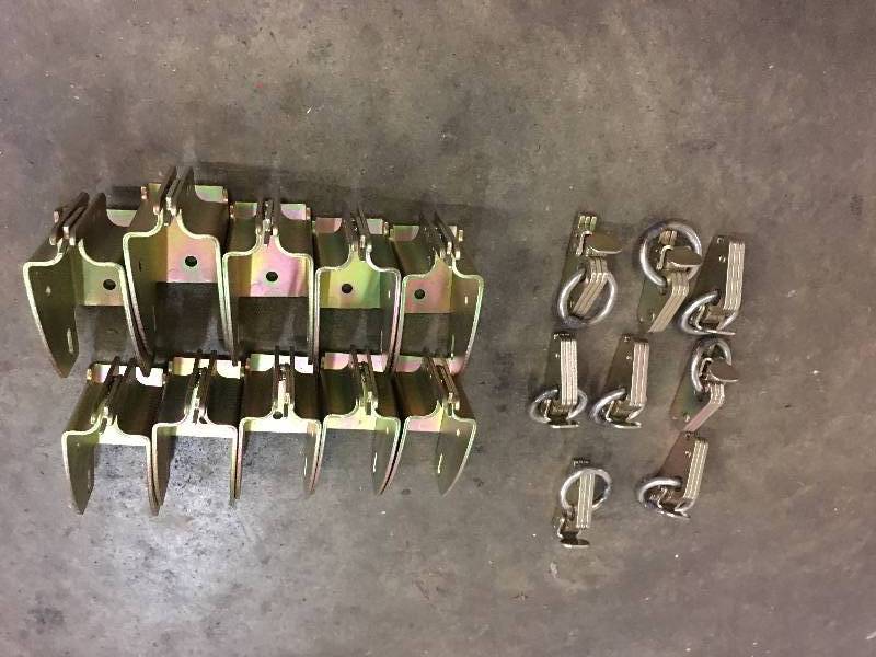 lot 95 image: LOT OF E-TRACK ACCESSORIES