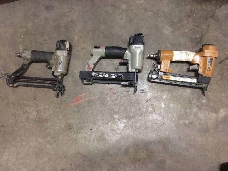 lot 123 image: 3 QTY PNEUMATIC NAIL GUNS