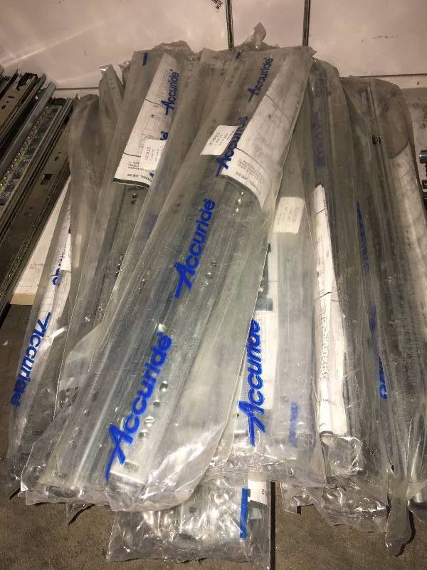 lot 131 image: HUGE LOT OF HEAVY DUTY DRAWER SLIDES