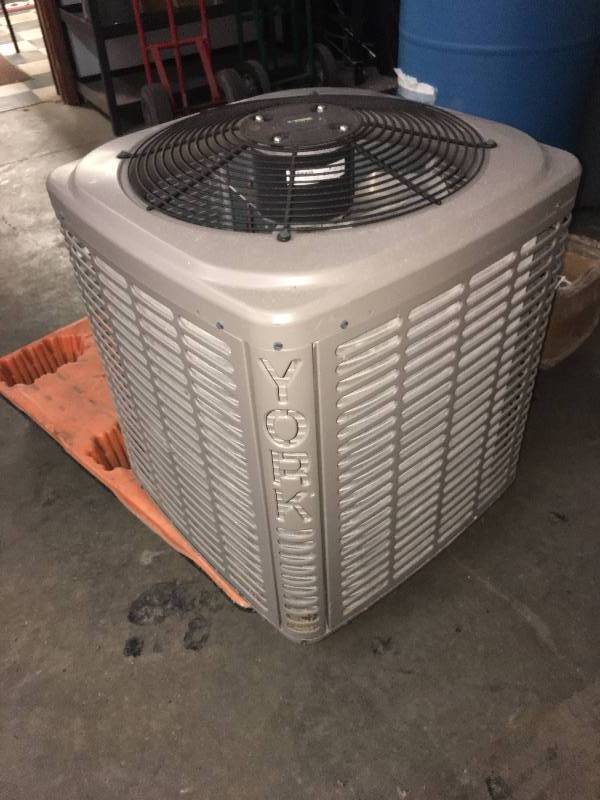 lot 143 image: USED WORKING York YCJD30S41S1 2.5 Ton, 13 SEER, 410 Refrigerant, Central Air Conditioner Condenser