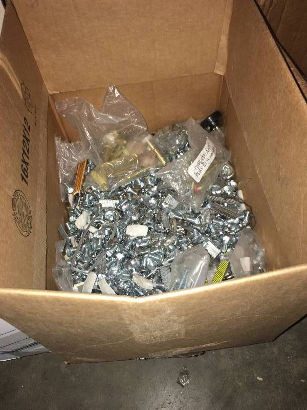 lot 210 image: CARRIAGE BOLTS AND LOCK WASHERS