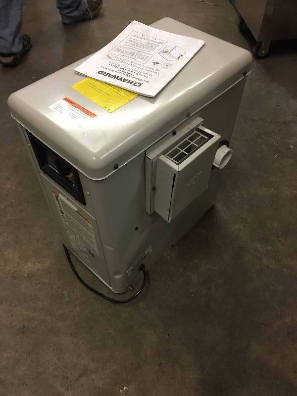 lot 151 image: Hayward H100ID1 Universal H-Series 100,000 BTU, Natural Gas, Above Ground Pool Heater