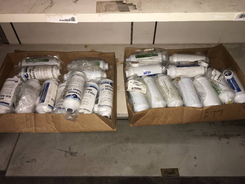 lot 218 image: LARGE LOT OF KEYSTONE ICE MAKER FILTERS
