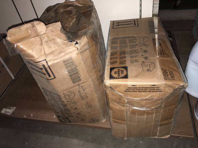 lot 33 image: LOT OF 2 SEALED AIR VECTRA FLOOR FINISH