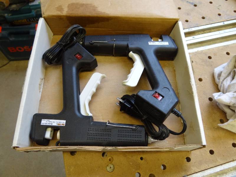 lot 5300 image: Pair Of Hot Stik Heavy Duty Glue Guns