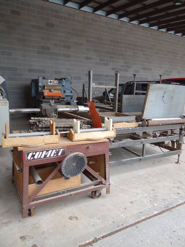 lot 5417 image: Mereen-Johnson Fixed Arbor Gang Rip Saw With Tables