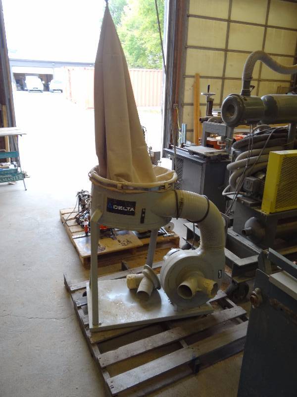 lot 5427 image: Delta Station Dust Collector