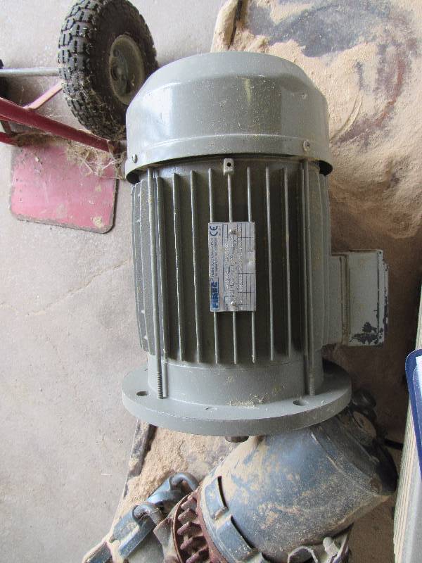 lot 5285 image: New FIMEC Electric Motor