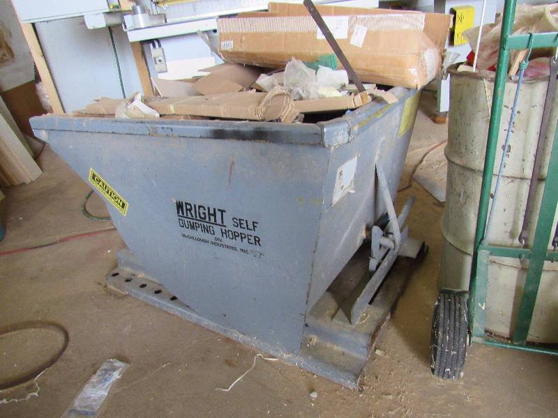 lot 5289 image: Wright Self Dumping Hopper