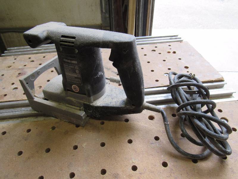 lot 5332 image: Porter Cable Plate Jointer