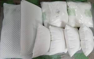 lot 423 image: Pillow Lot8 pcs Retail 50 RCY-1