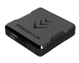 lot 432 image: Dual-Slot USB 3.2 Gen 2 Card Reader Retail $79.99 RCY-1