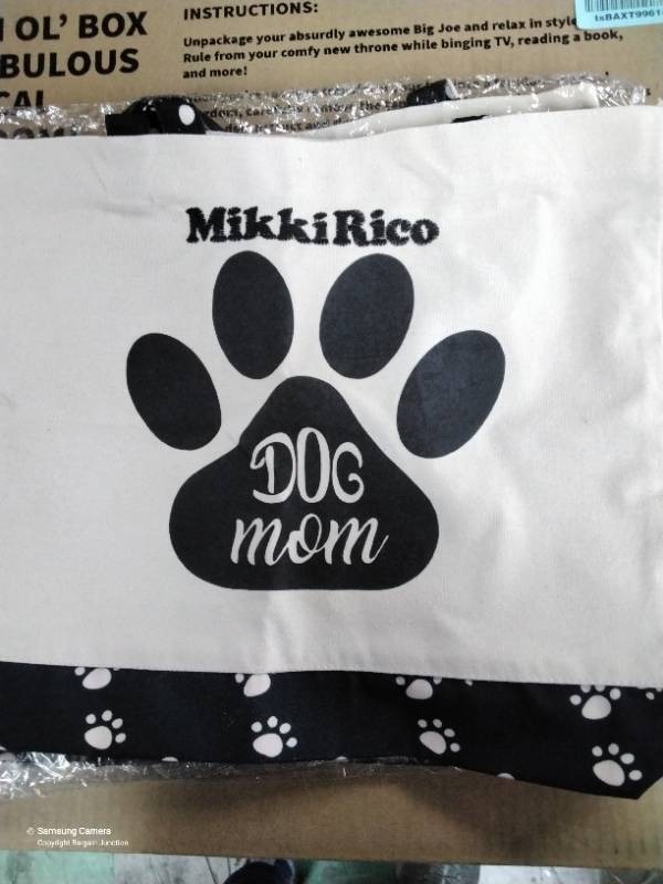 lot 769 image: Personalized Tote Lot of 4 Retail $79.96 GM120223