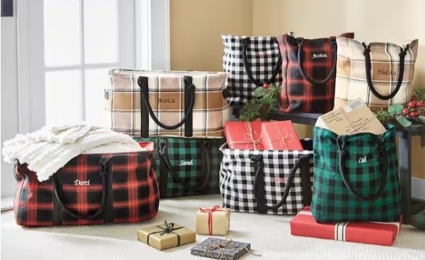 lot 771 image: Farmhouse Totes Lot of 2 Retail $59.98 GM120223