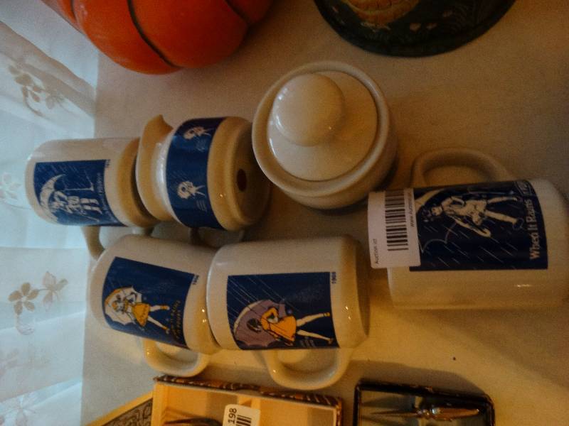 lot 195 image: Morton Salt Coffee set.