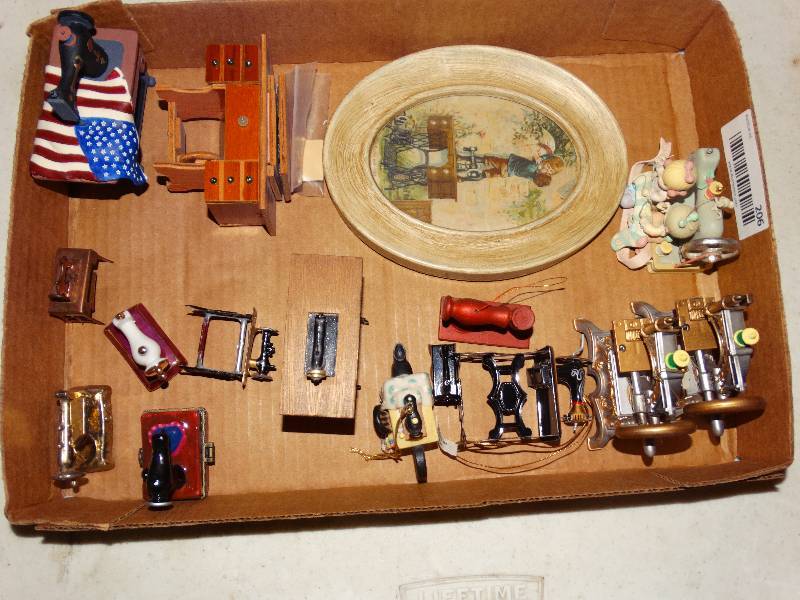 lot 206 image: Flat of Miniatures sewing machine decor, ornaments, picture.