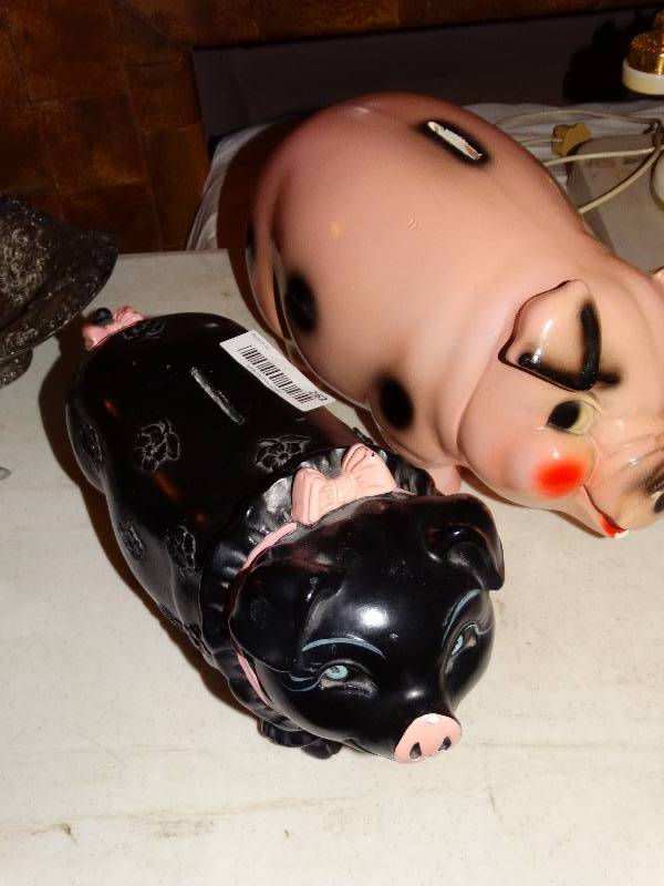 lot 262 image: 2- Ceramic pig piggy banks with some chips and nicks.