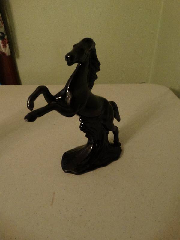 lot 295 image: Van Briggle Pottery horse.