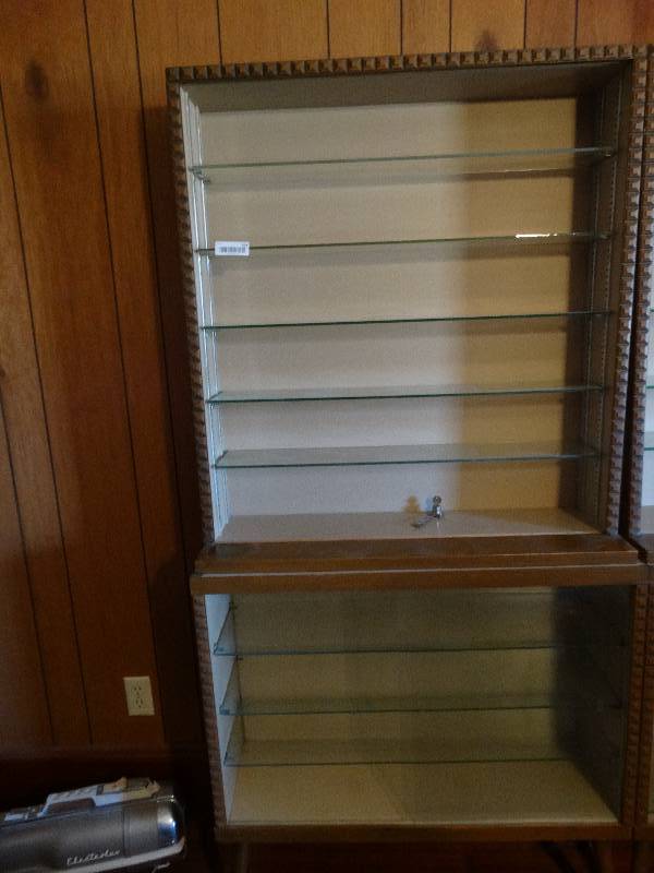 lot 322 image: 2 piece glass case missing glass doors w8 glass shelves.