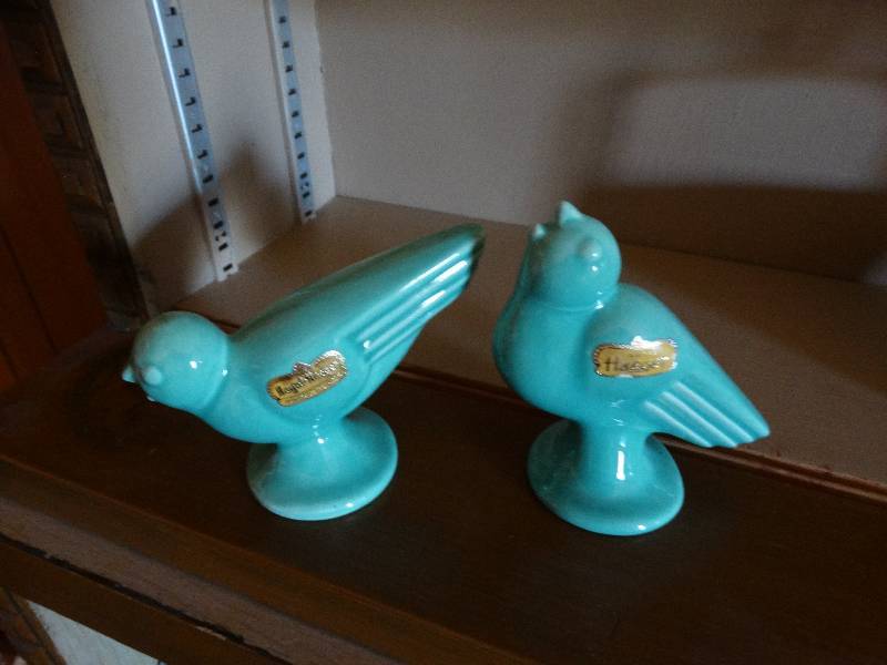 lot 333 image: Pair of royal haeger birds.