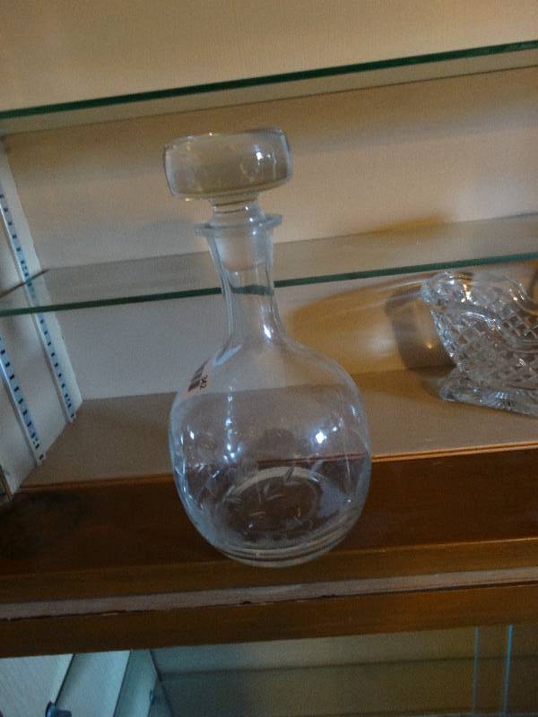 lot 342 image: Crystal liquor decanter.