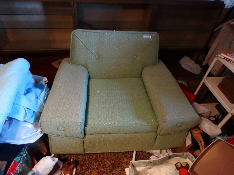 lot 345 image: Green big arm chair.