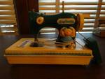 Mini Vintage cabbage patch kids electric sewing machine.