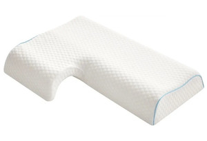 lot 606 image: Memory Foam Cuddle Pillow Retail $66.99 RCY-1