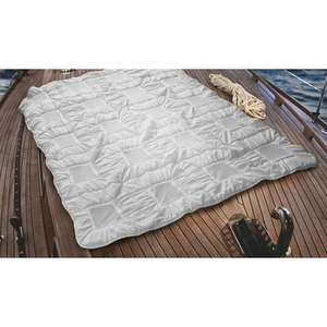 lot 609 image: King Down Alternative Comforter Retail $104.98 RCY-1