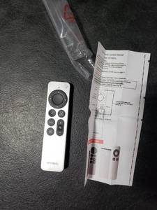 lot 5915 image: Replacement Apple Remote