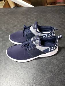 lot 5929 image: Nautica Navy Tennis Shoes 9.5