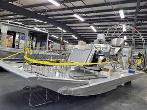 lot 9022 image: Newly Fabricated 18FT Aluminum Fan Boat