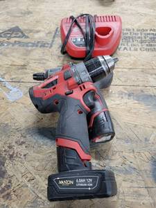 lot 43088 image: Milwaukee Drills And Charger