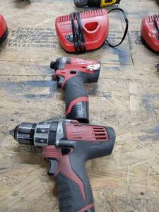 lot 43089 image: Milwaukee Impact Driver, Drill And Charger