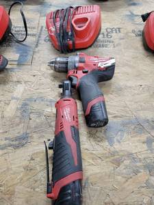 lot 43090 image: Milwaukee Cordless Ratchet, Drill And Charger
